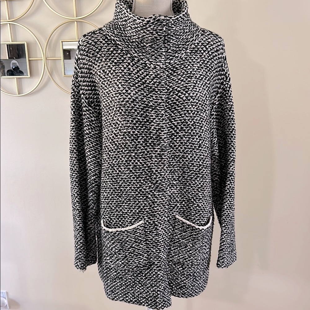 Eileen Fisher women’s Black and White Cowl Neck organic cotton knit Sweater PL